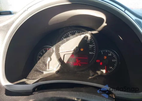 2012 Volkswagen Beetle 2.0T из США, поврежденный, VIN 3VW4A7AT6CM632063